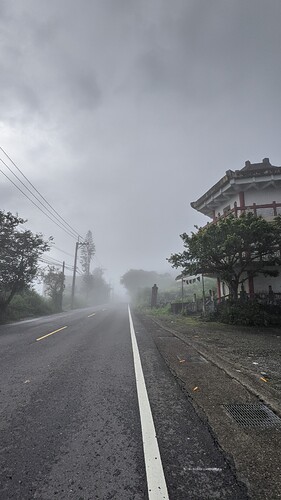 PXL_20220610_232345555