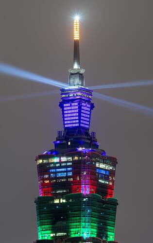 merry-christmas-taipei-101-in-christmas-look-today-v0-m9spcpzmb88c1