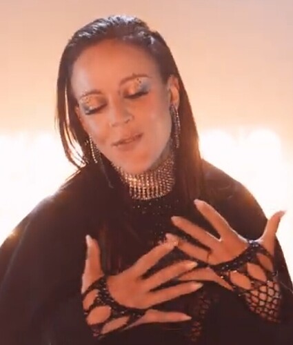 Screenshot_20231201_222538_YouTube