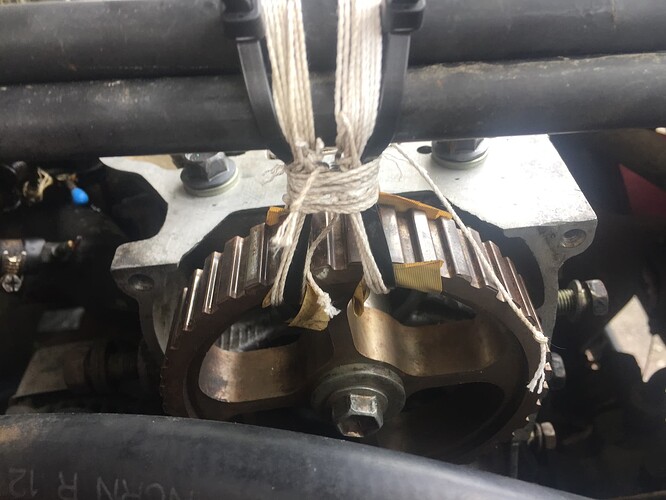 camSprocketLashings2