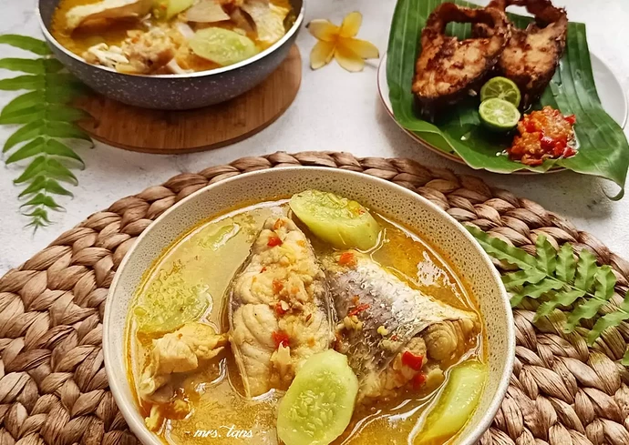 sop-ikan-mak-beng-bali-foto-resep-utama